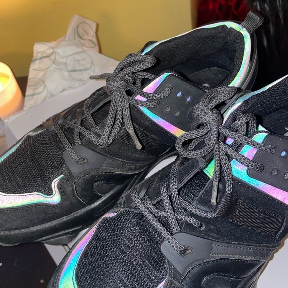 Javi Reflective Sneakers - Picture 2 of 8